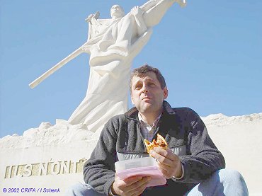 Totermann08a.jpg (21750 Byte)